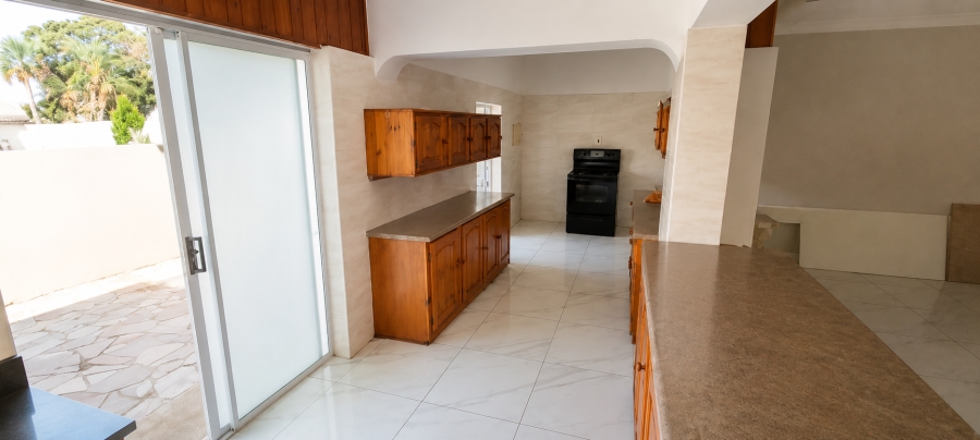 4 Bedroom Property for Sale in Beacon Bay Eastern Cape